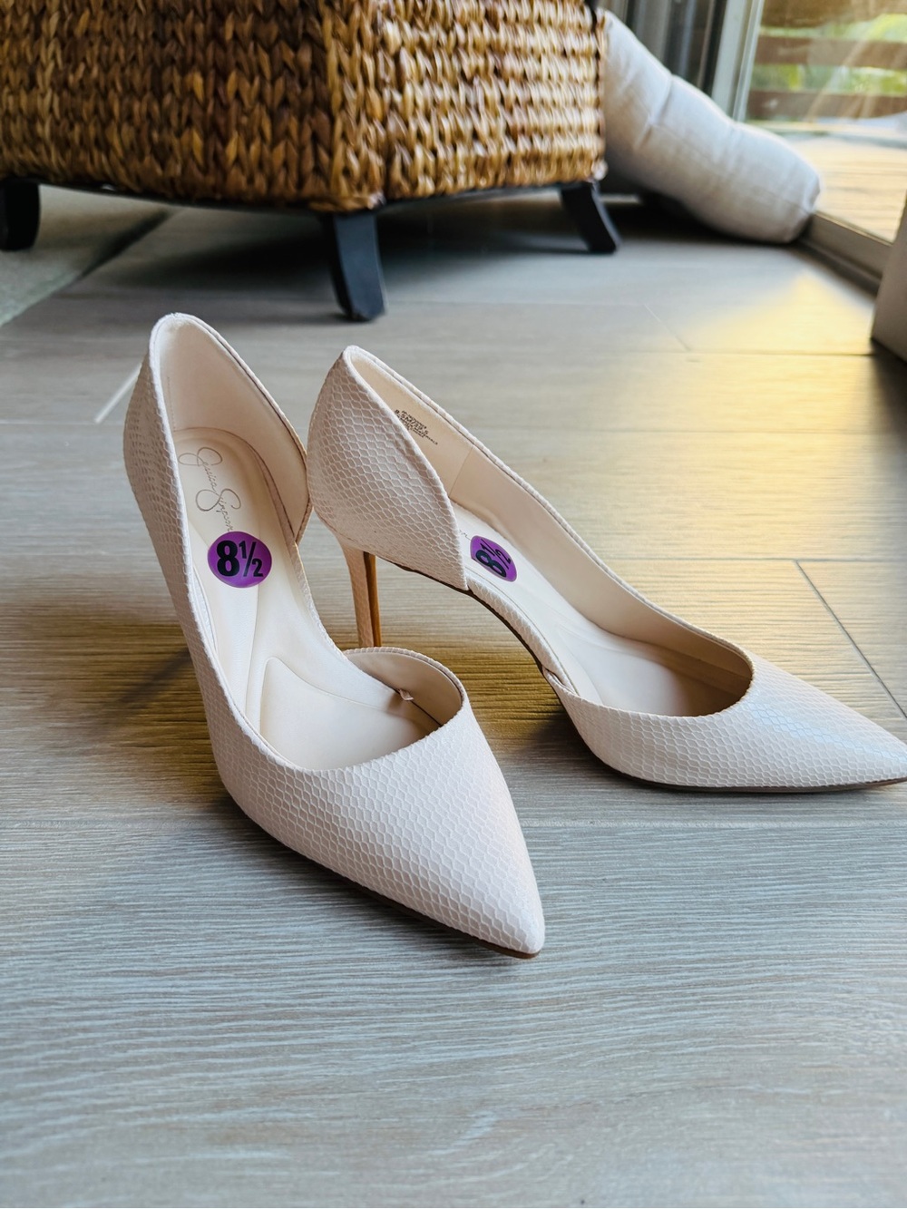 Jessica Simpson Ivory Textured Pointed-Toe Stiletto Pumps - Picture 7 of 8